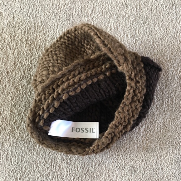 CLEARANCE!💋FINAL PRICE 🎉 FOSSIL brown knit hat - Picture 5 of 6